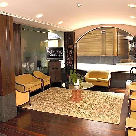 Luso Brasileiro Hotel 2*